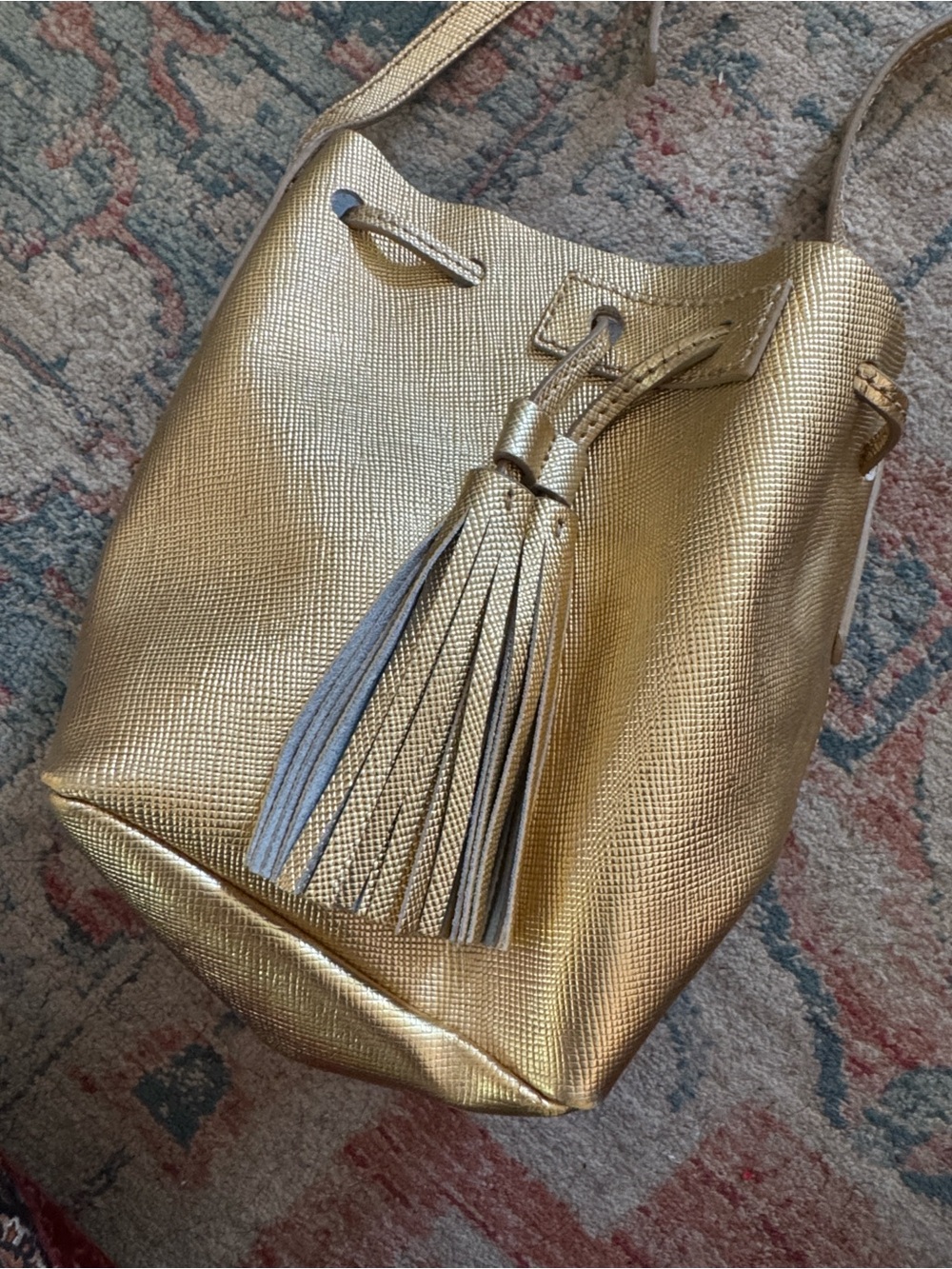 J. CREW Metallic Gold Leather Tassel Bucket Bag - Picture 3 of 7